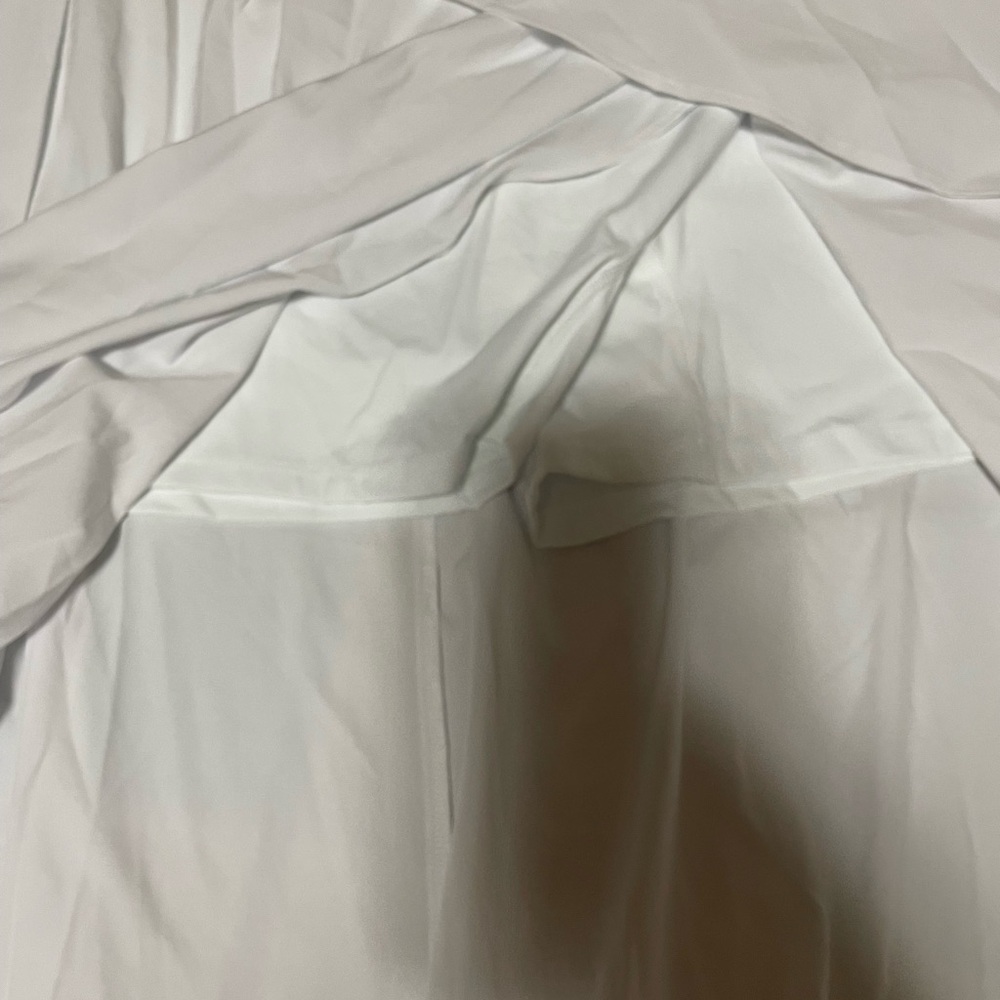 HALARA White High-Low Skirt - Picture 2 of 3